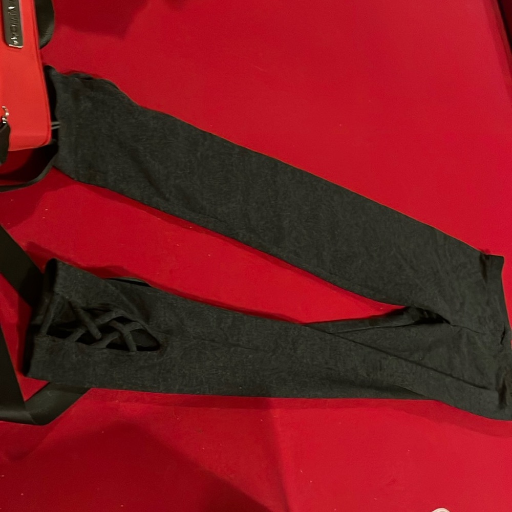 Leggings dar grey size M 8 brand new